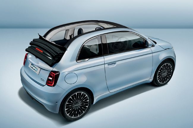 フィアット500の電気自動車が日本上陸！ 航続可能距離は最大335kmを